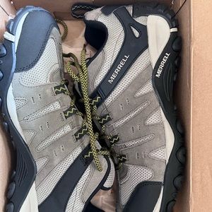 Merrell Accentor Hiking Shoes